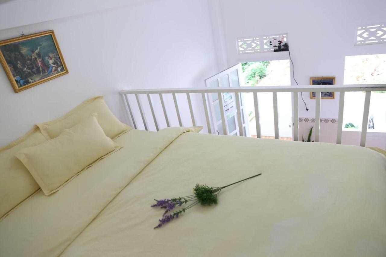 Strawberry Hotel Dalat Exterior foto